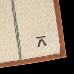 Andersen Furniture - Andersen Dækkeserviet - Grøn/Brun