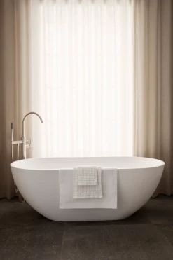 Blomus - Bath Towel - Moonbeam - RIVA