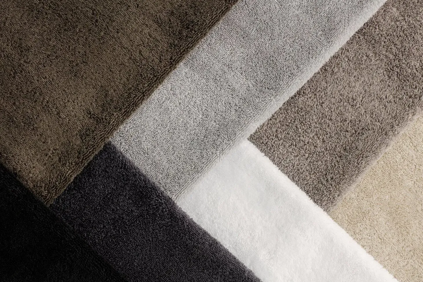 Blomus - Bath Towel - Moonbeam - RIVA