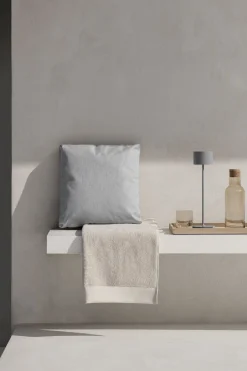 Blomus - Hand Towel - White - RIVA