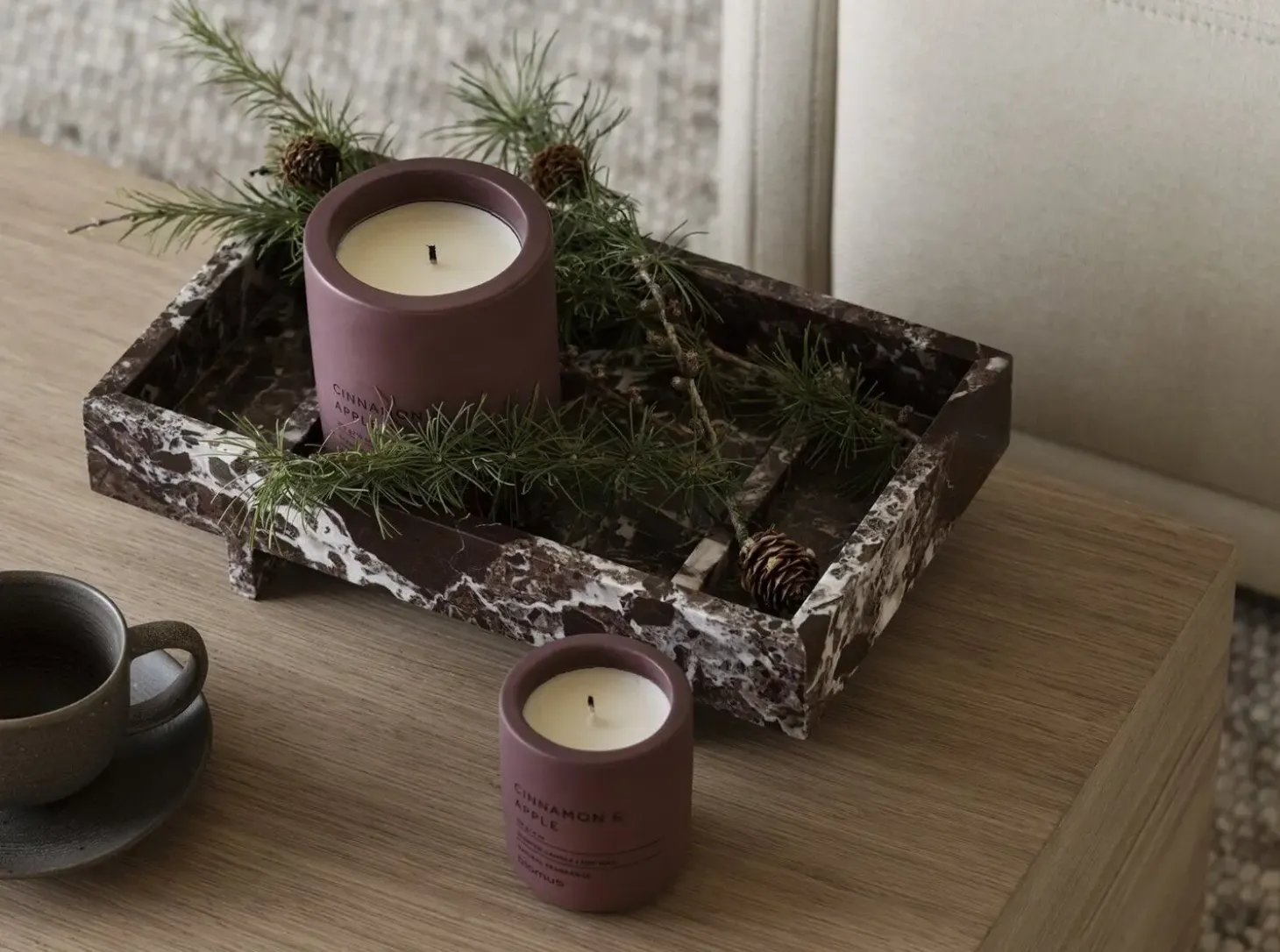 Blomus - Scented Candle - Cinnamon & Apple - Port - FRAGA