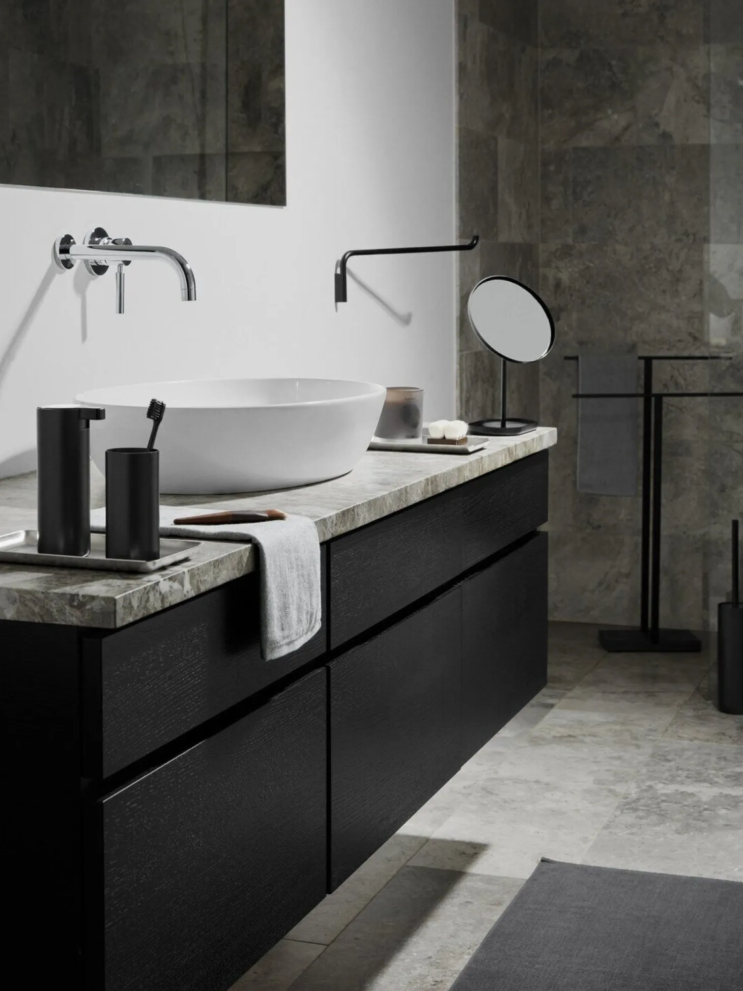 Blomus - Towel Rack - polished - MENOTO