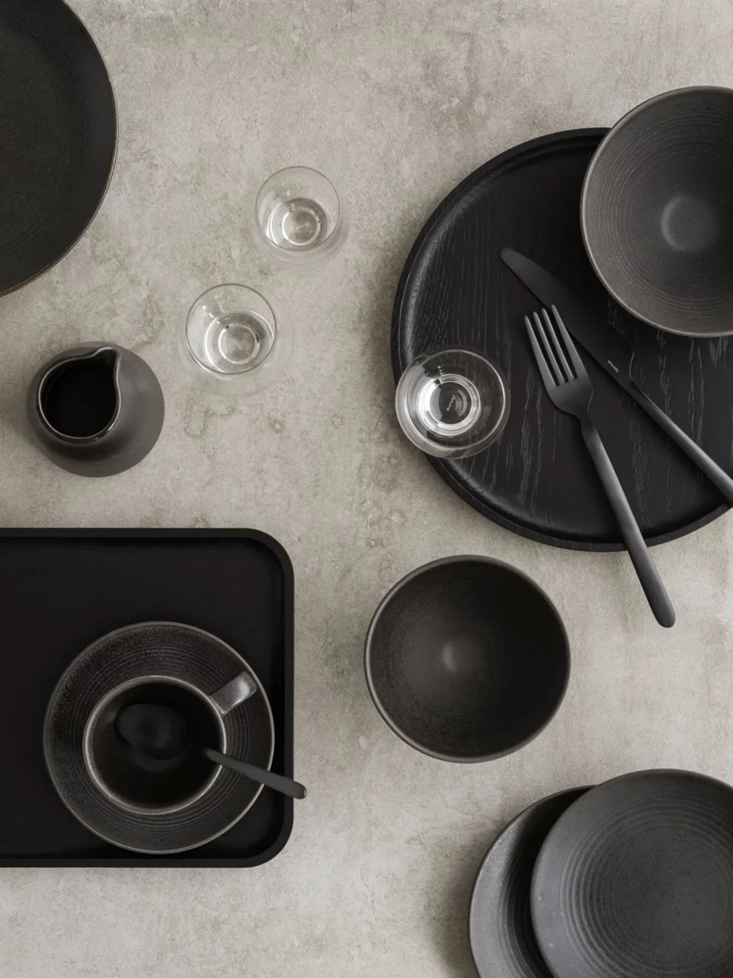 Blomus - Tray L - OKU - Black