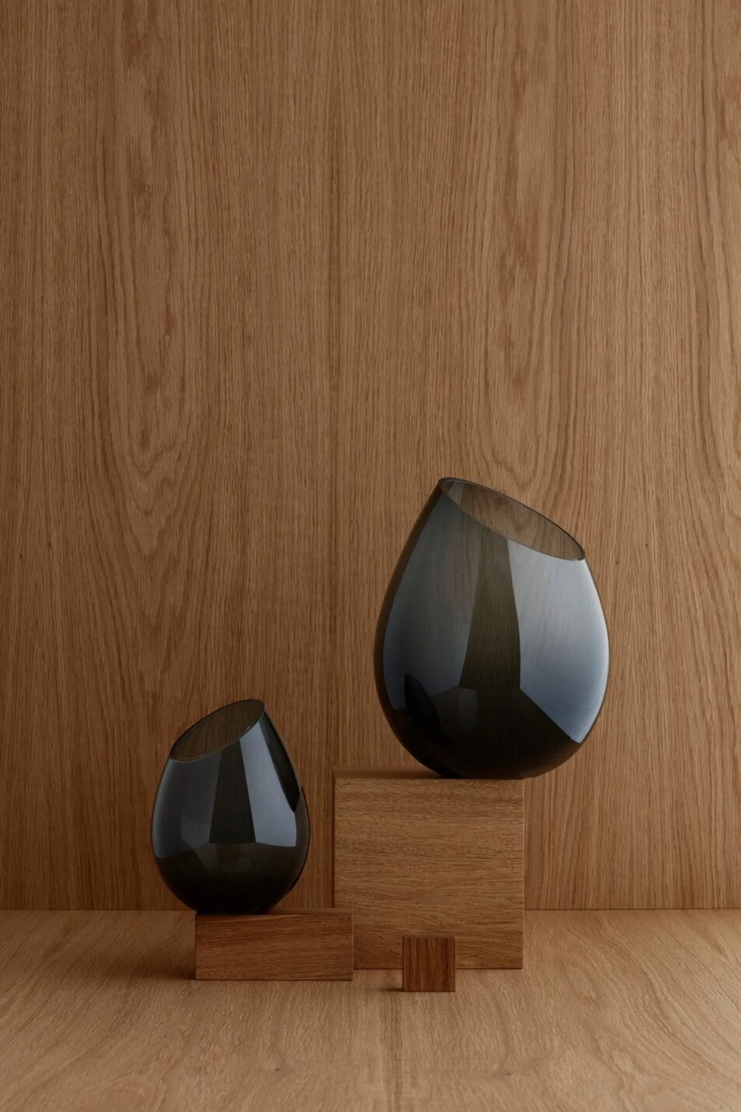 Blomus - Vase - Smoke - DROP