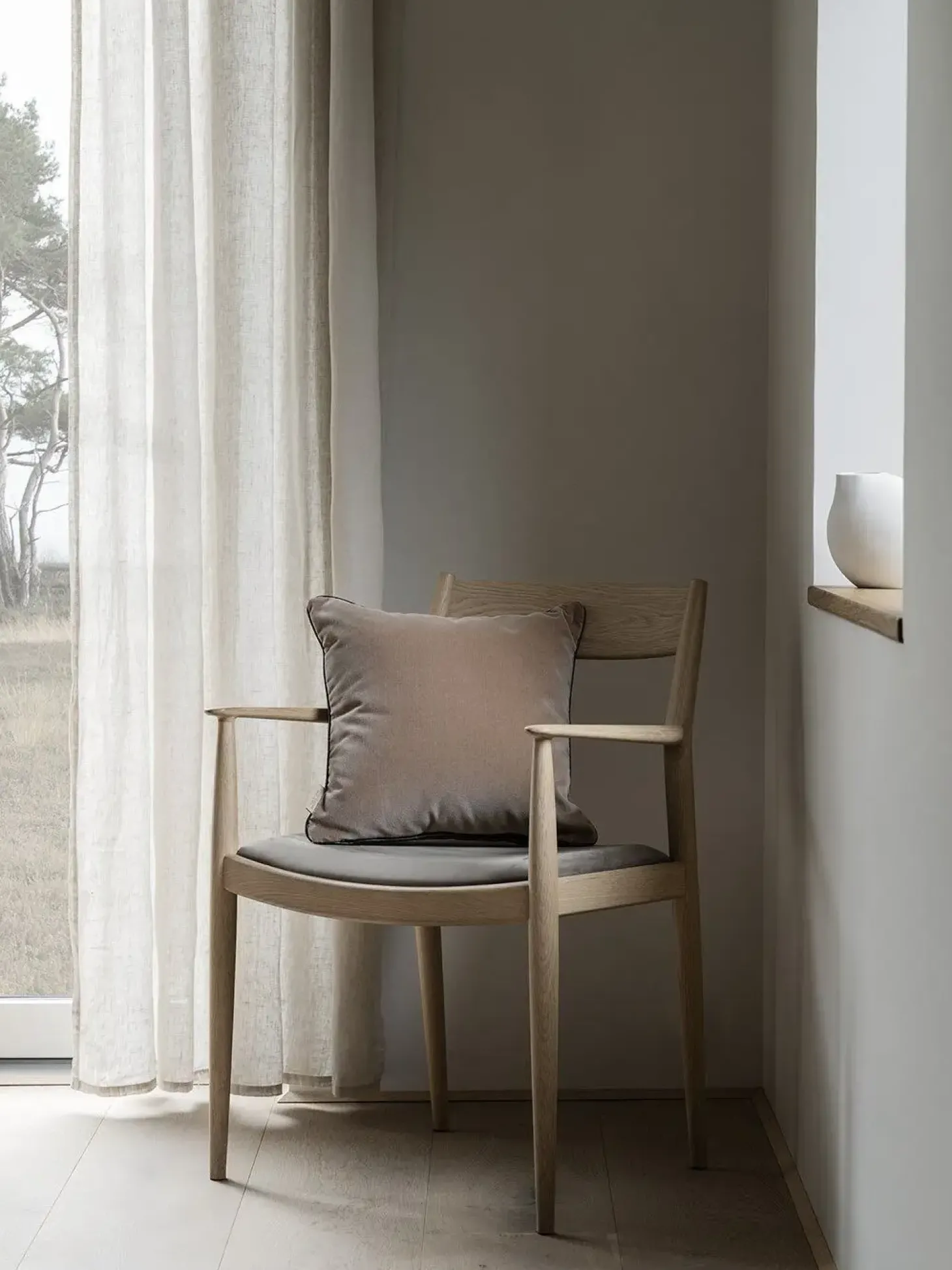 Blomus - Vase - White - NONA
