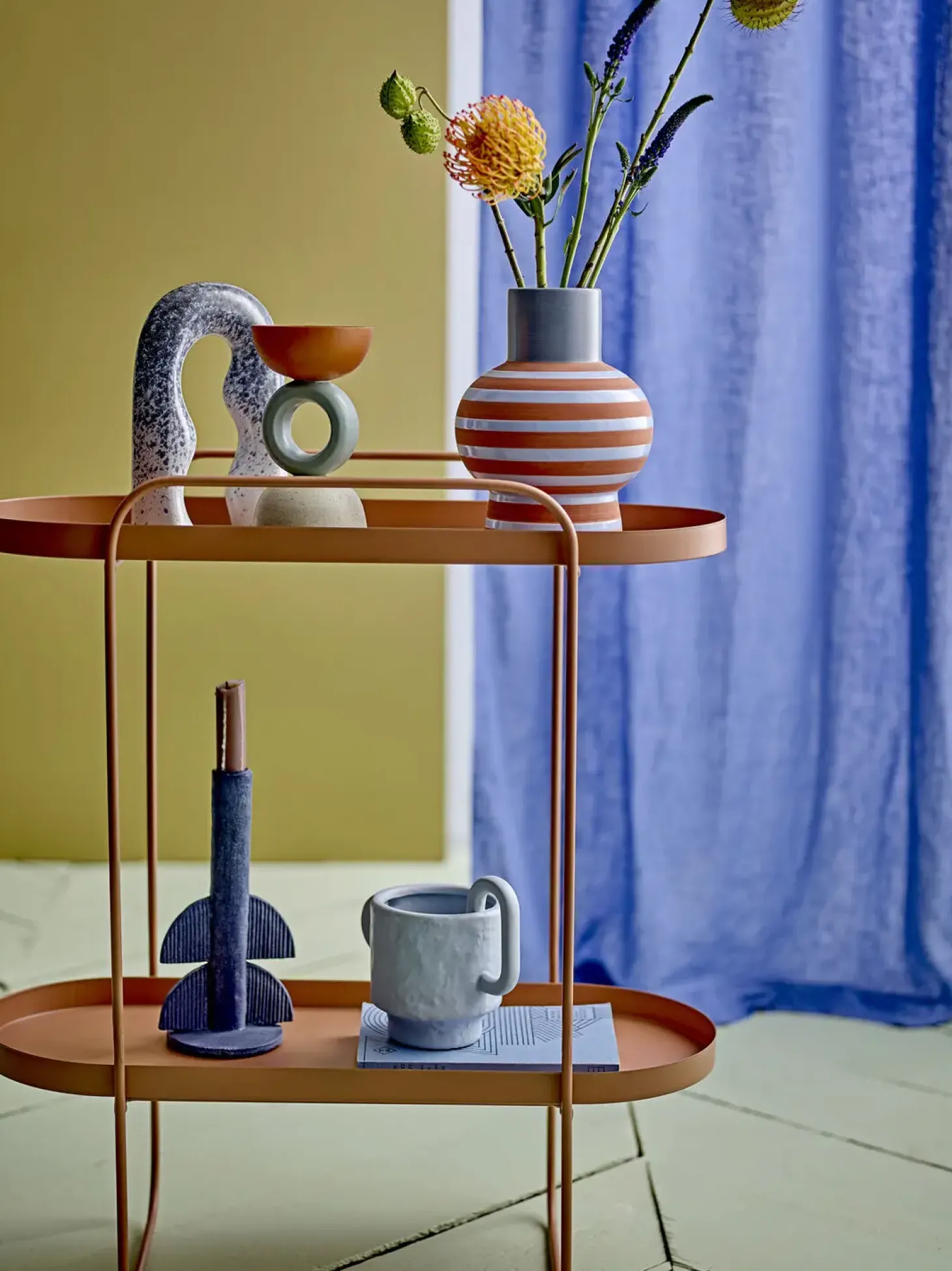 Bloomingville - Loretta Lysestage, Orange, Polyresin