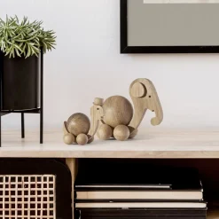 ChiCura - Wooden Figure, Medium Spinning Turtle