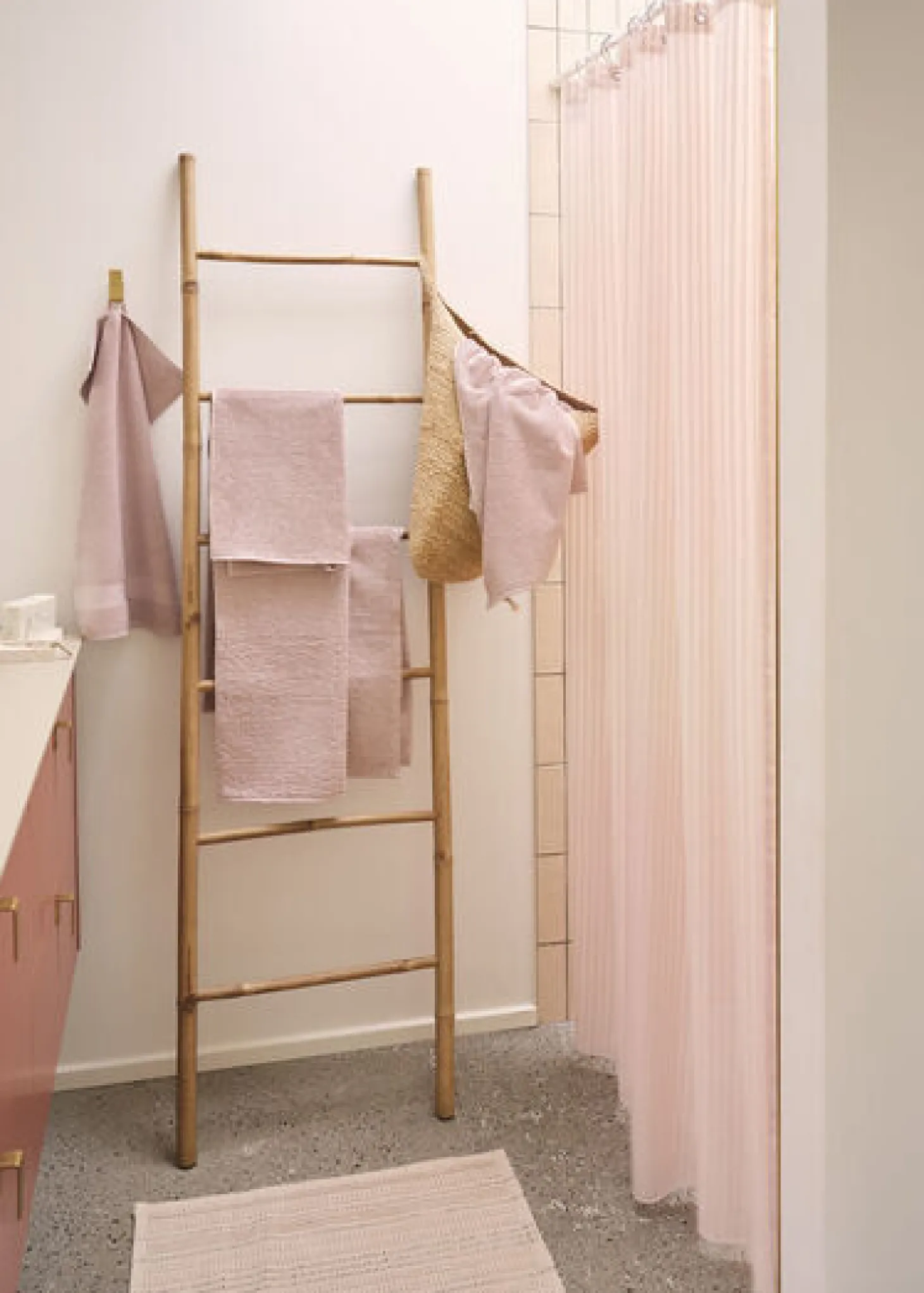 Compliments - Badeforhæng - Lines shower curtain w/eyelets 200 cm - Rose