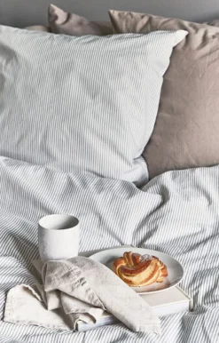 Compliments - Sengetøj - Kyst Bed Linen 140x200/60x63 cm - Sand