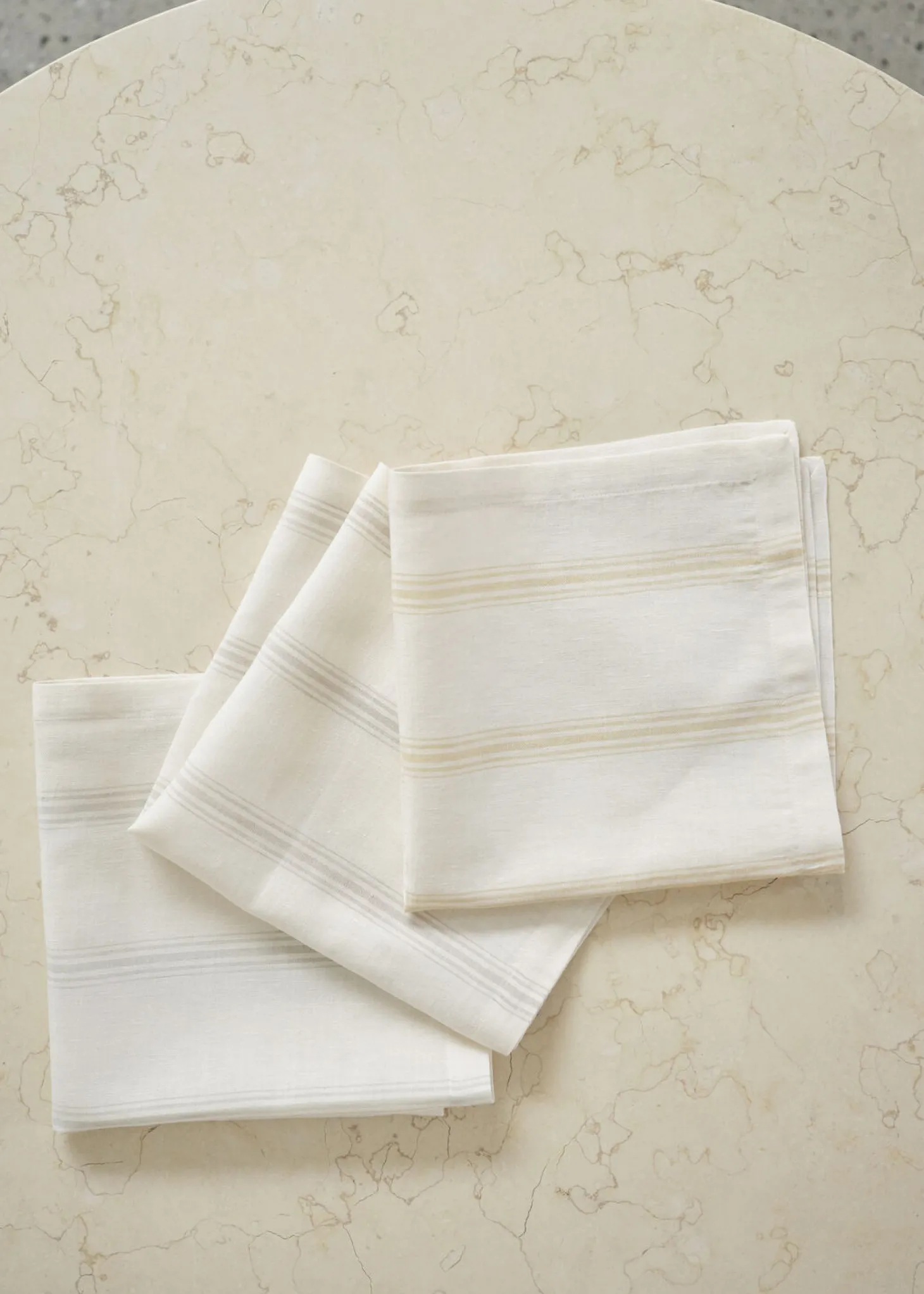 Compliments - Serviet - Brise Napkin 45x45 cm - 4 pack - Gul