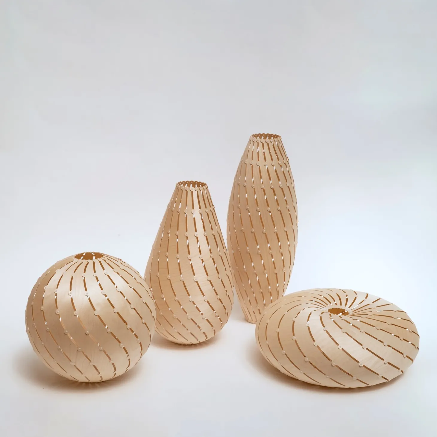 David Trubridge - Ebb Roll Lampe, natur