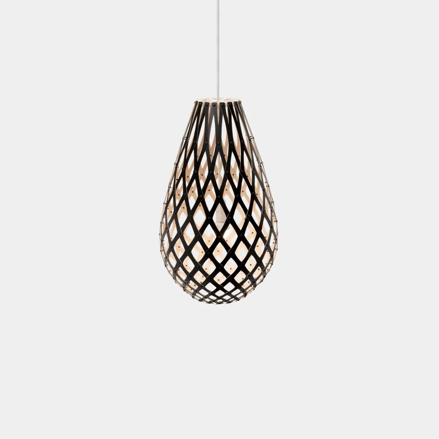 David Trubridge - Koura Ø 50 cm - Sort/natur