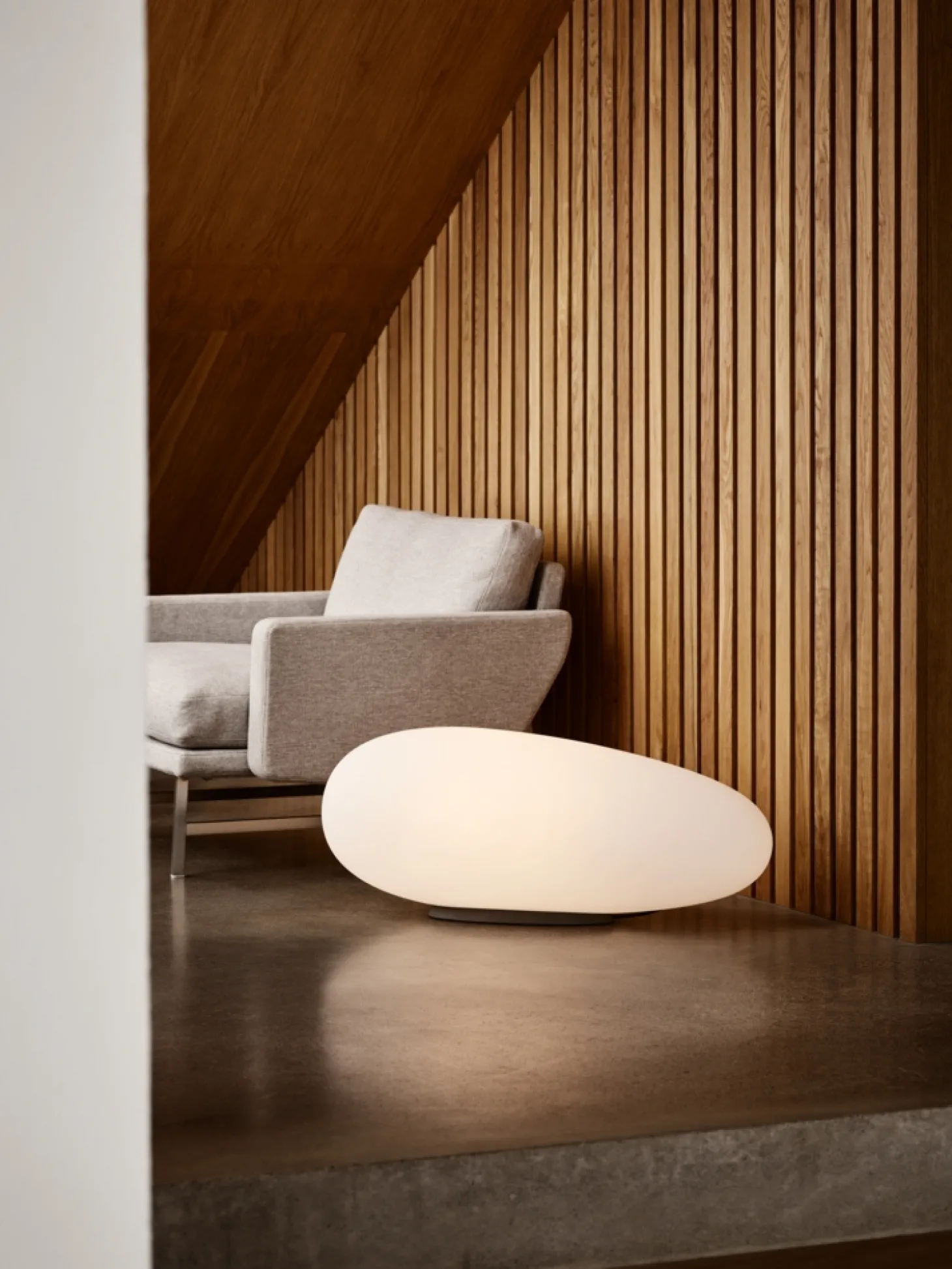 Fritz Hansen - Bord/Gulvlampe - Avion - Sort/Hvid