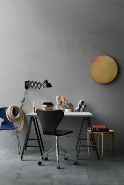 Fritz Hansen - Kaiser Idell 6718-W - Væglampe - Sort
