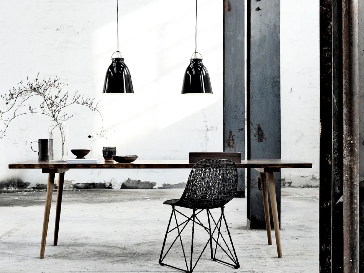 Fritz Hansen - Loftlampe - Caravaggio - Sort/Sort - P2 Medium - Sort ledning 3m