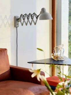 Fritz Hansen - Væglampe - Kaiser Idell 6718-W - Mat sort