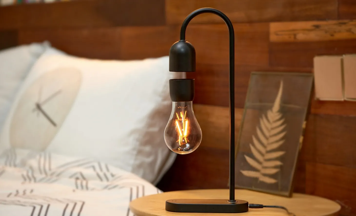 Gingko - Evaro Lightbulb Lamp Black