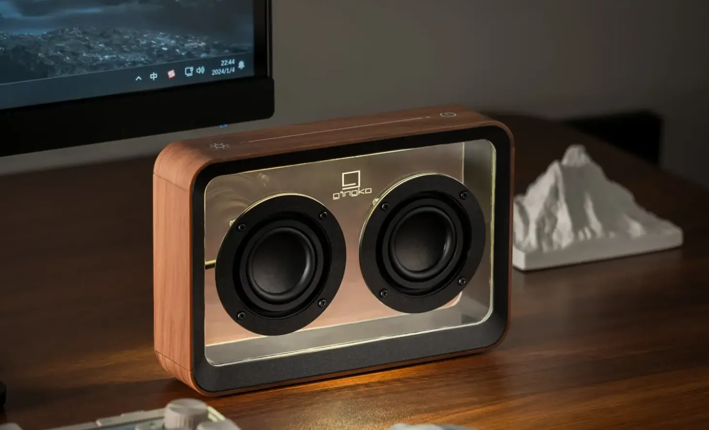 Gingko - Mage See-through Bluetooth Speaker - Walnut
