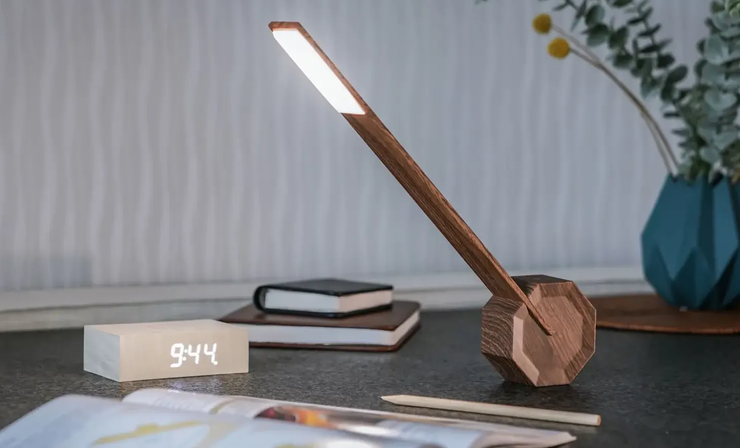 Gingko - Octagon One Desk Lamp - Walnut