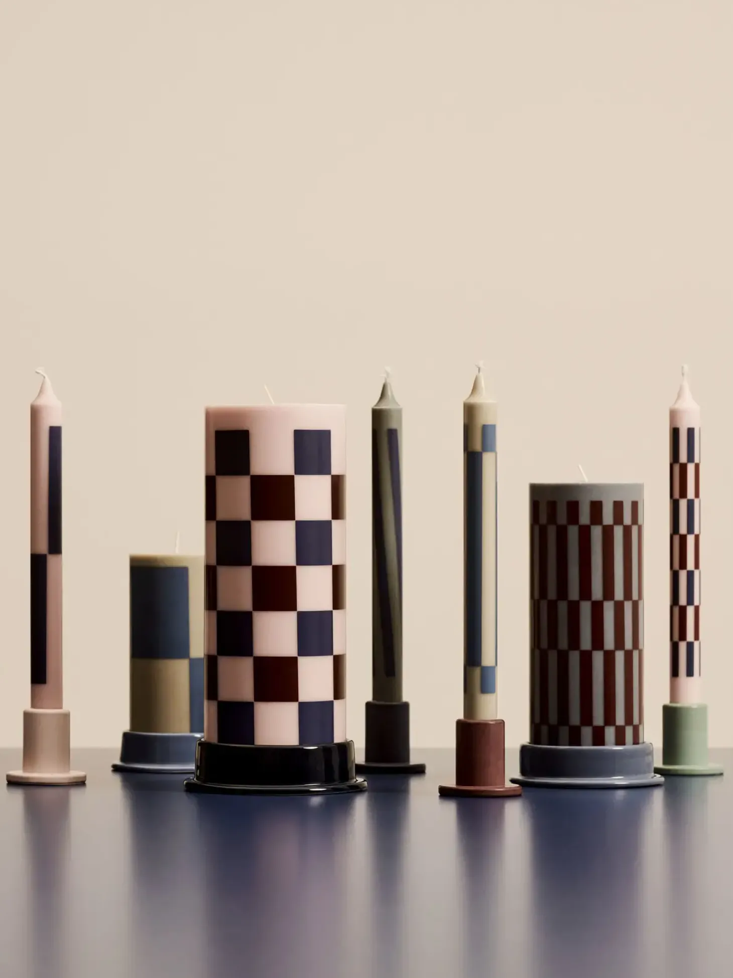 Hay - Bloklys - Column - Medium - Anthrachite & Bordeaux