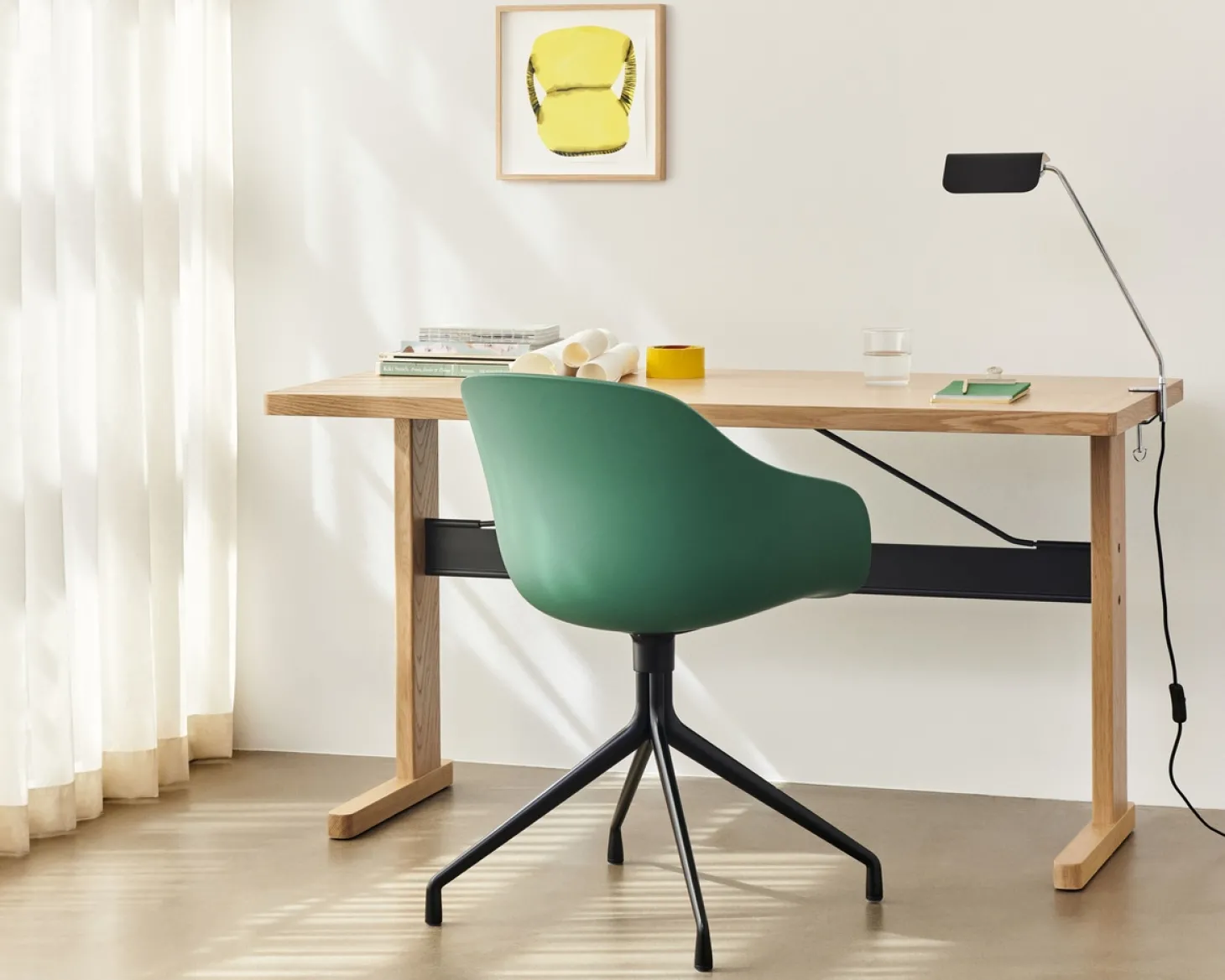 HAY - Bordlampe - Apex Desk Clip Lamp - Iron Black / Sort