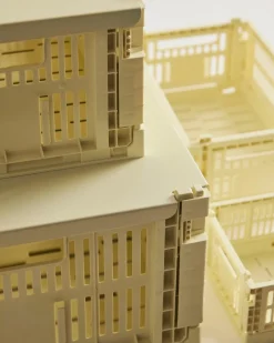 HAY Colour Crate - Medium - Light yellow