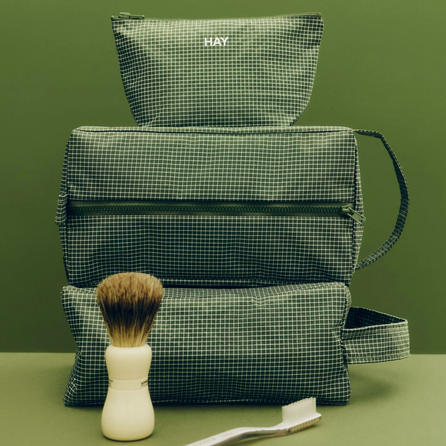 Hay - Grid Wash Bag - Medium - Mørk blå
