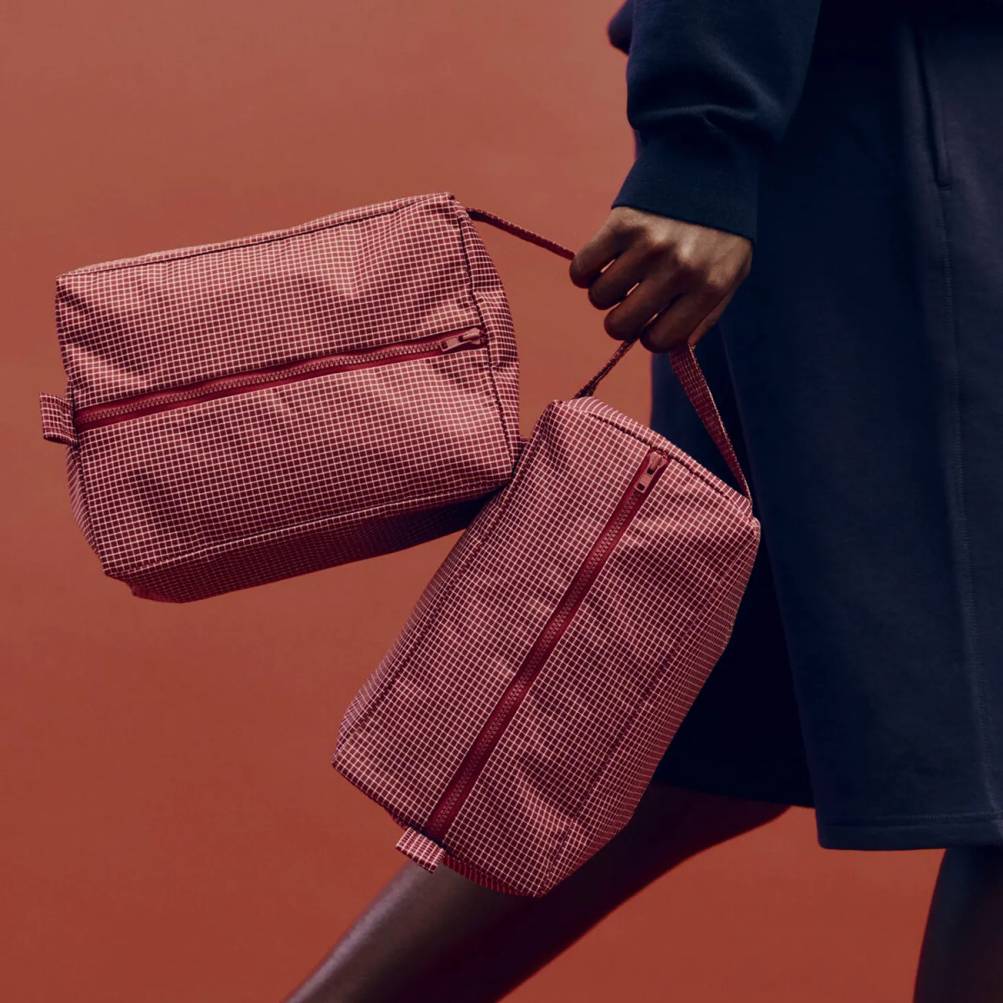 Hay - Grid Wash Bag - Small - Burgundy