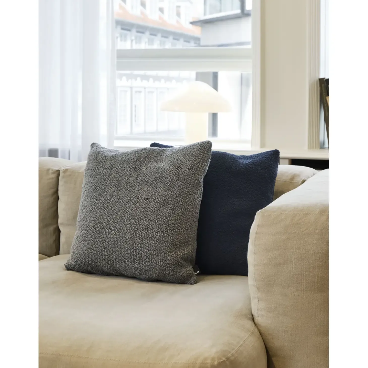 Hay pude - Texture Cushion - Grey - 50x50 cm