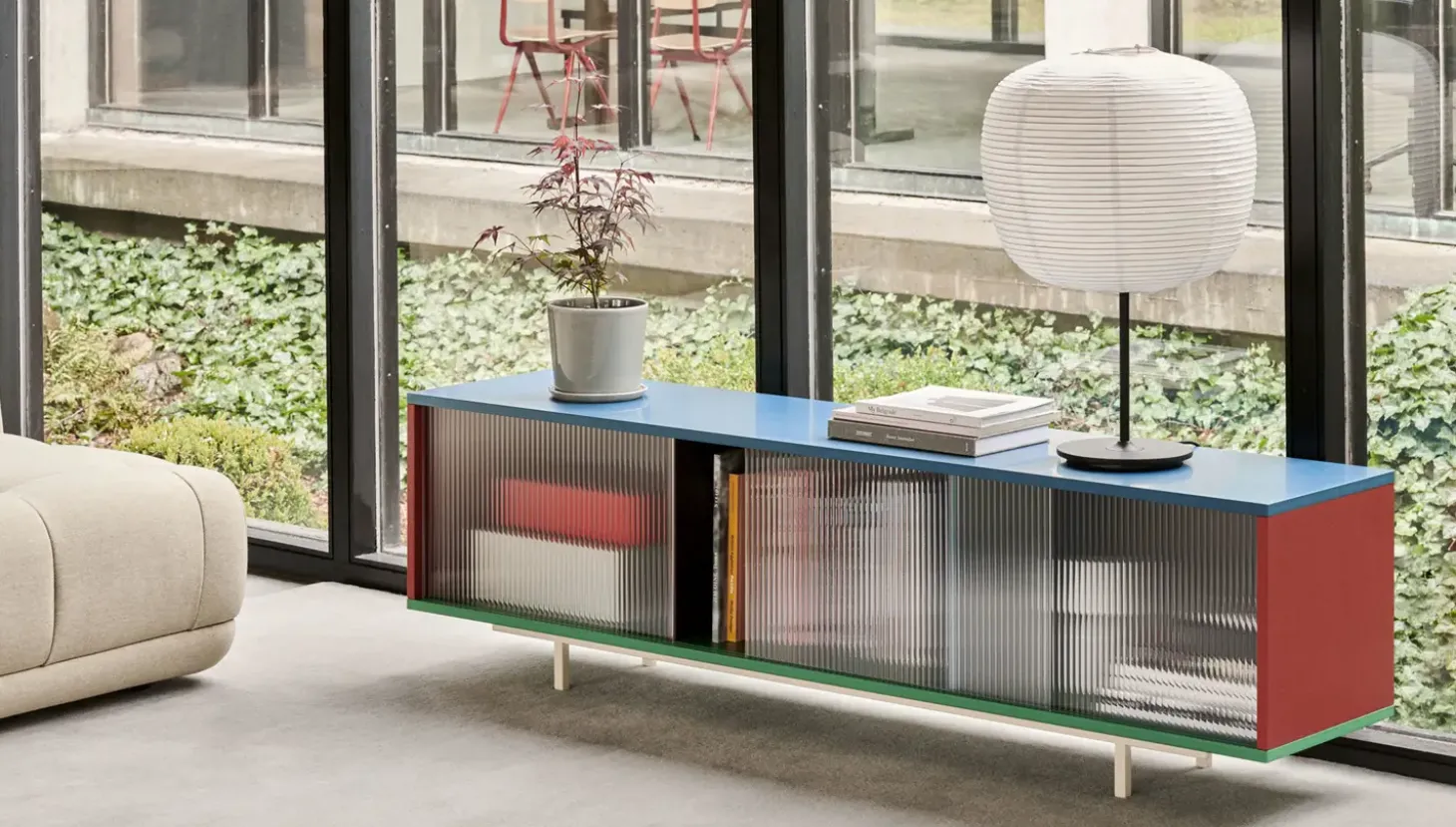 Hay - Reol til Gulv med Glaslåger - Colour Cabinet - Multi farve - Large, B180 X D39 X H51 cm