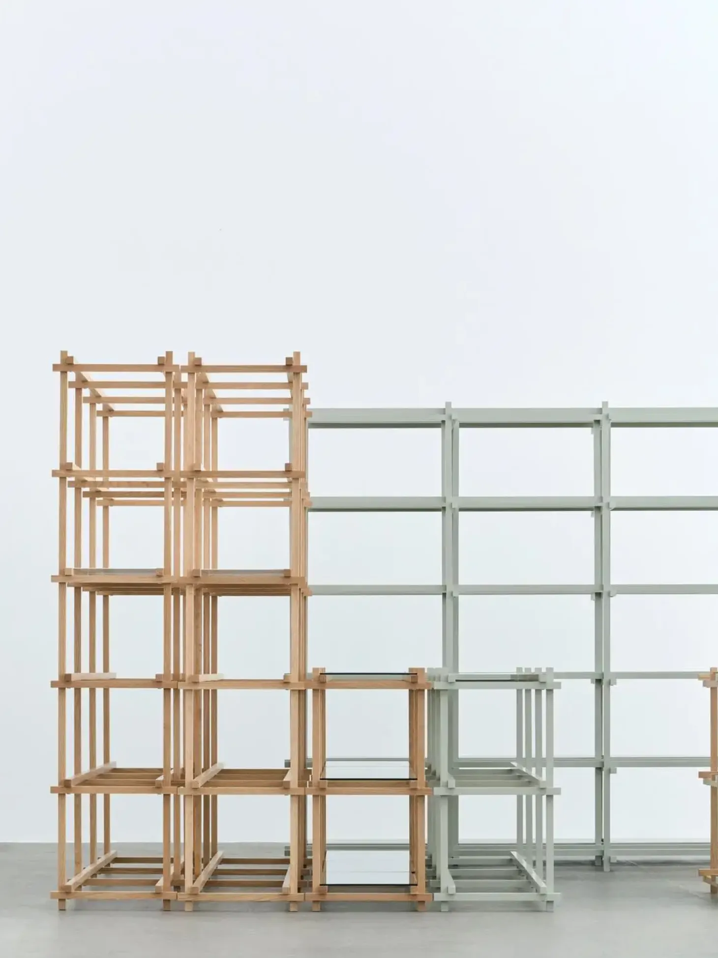 Hay - Woody Shelving 2.0 Column High - Grå - 18 hylder