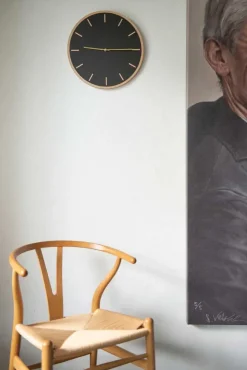 Hemverk - Vægur - Lys Eg/Sort - Kobber visere - Ø28 cm