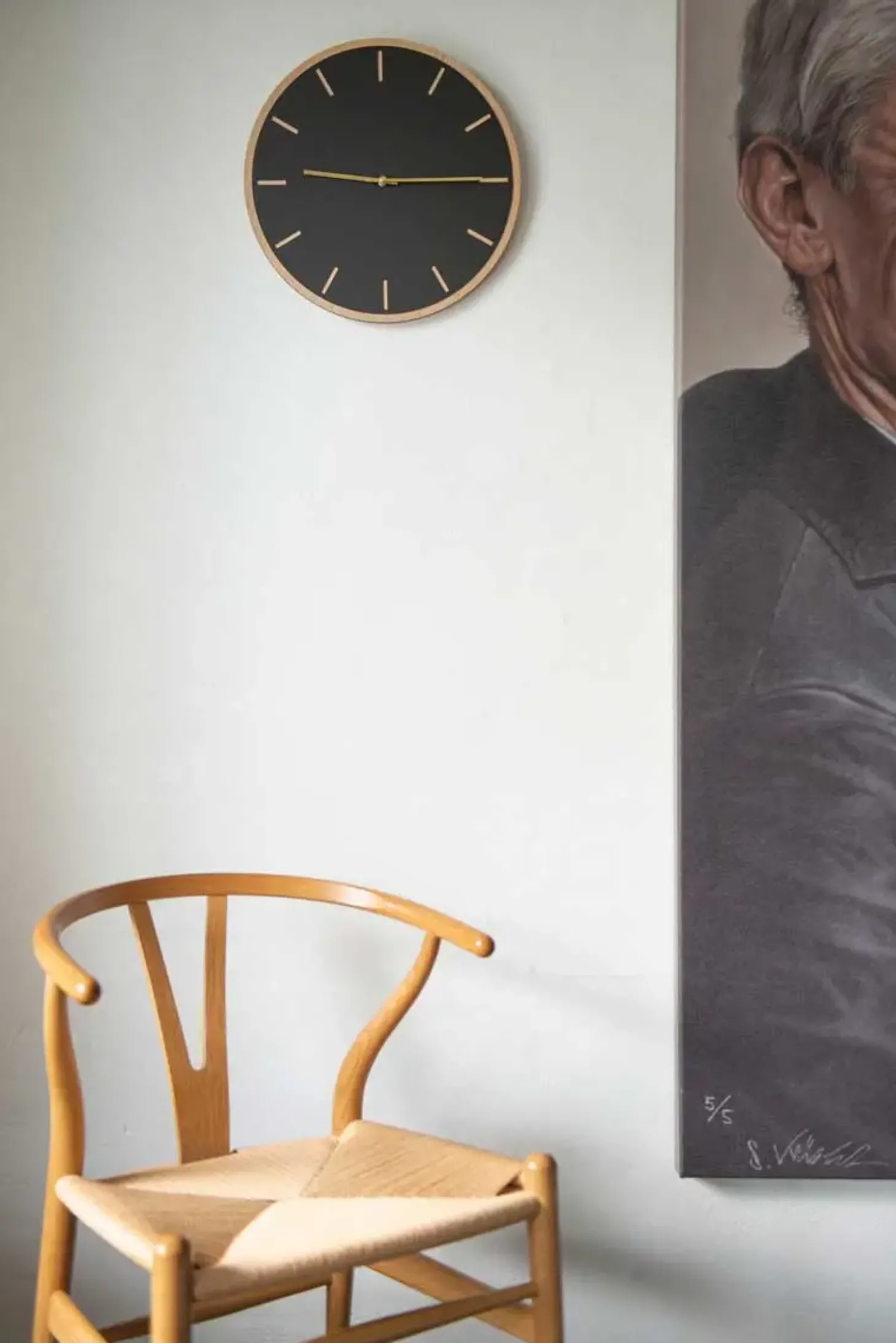 Hemverk - Vægur - Lys Eg/Sort - Sølv visere - Ø38 cm