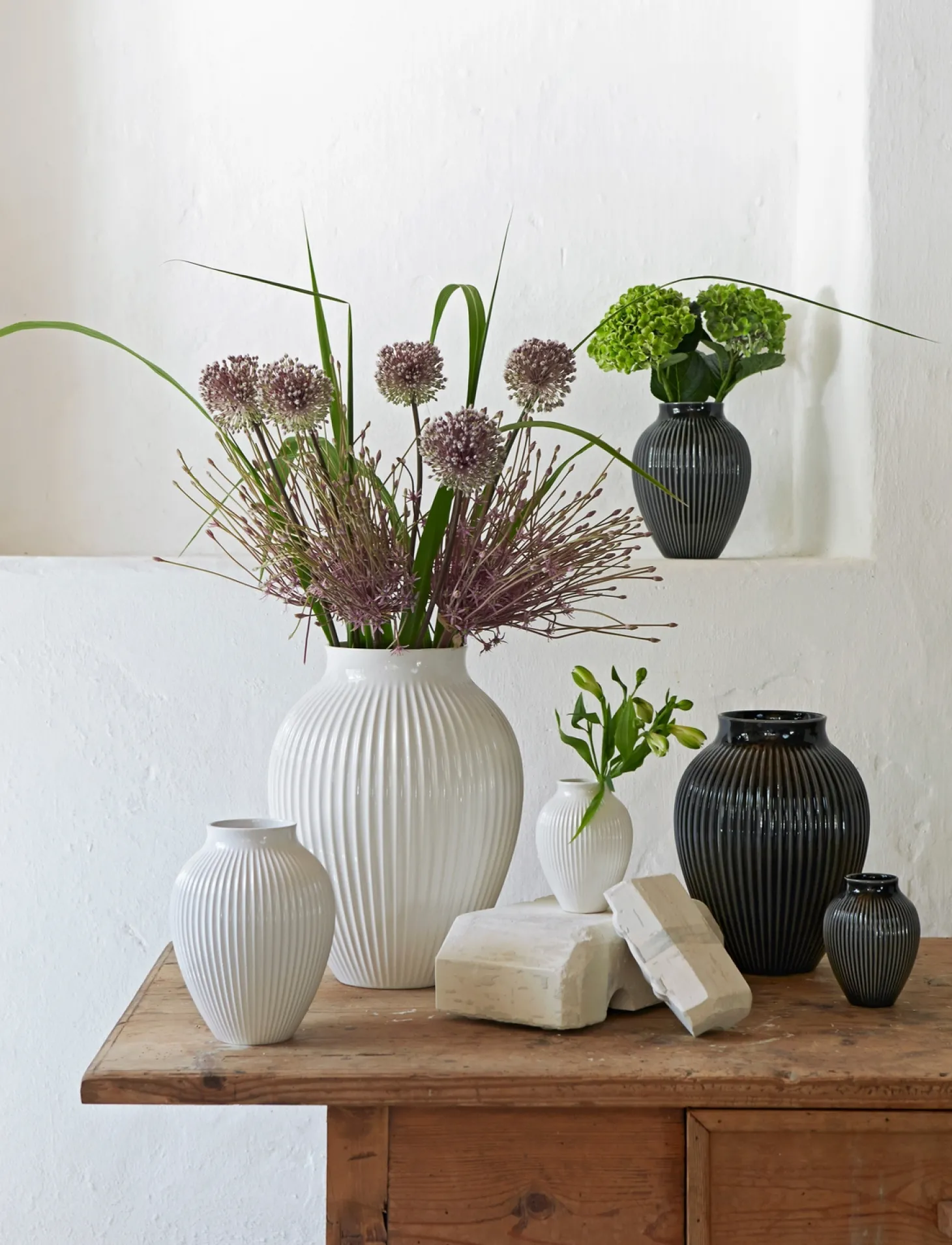 Knabstrup Keramik - vase H 35 cm ripple white