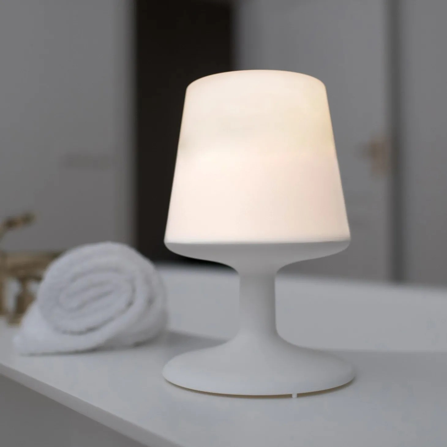 Koziol - Light to go - lampe - hvid