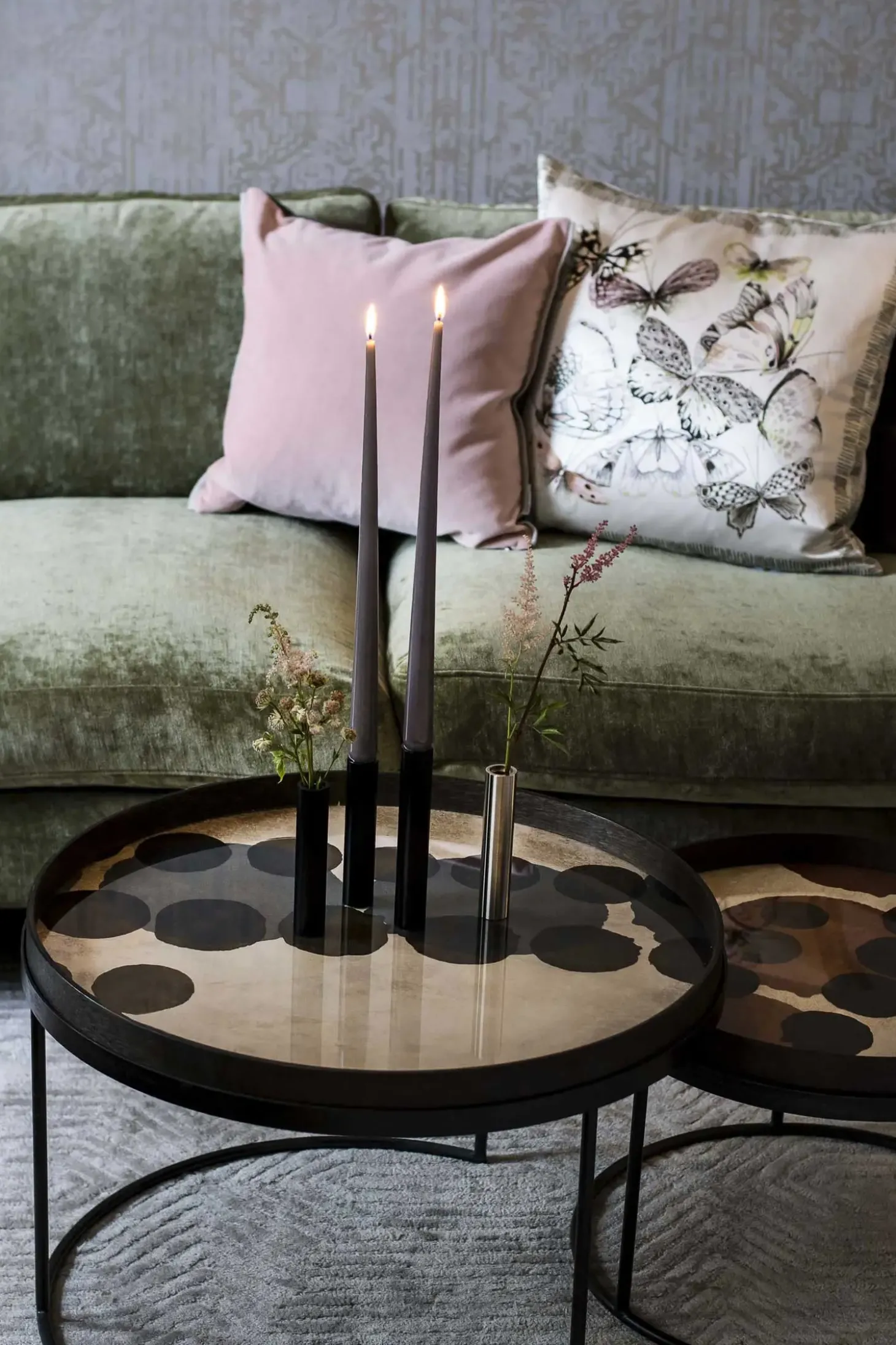Kunstindustrien - Slim Light lysetage - Sort - Højde 10 cm
