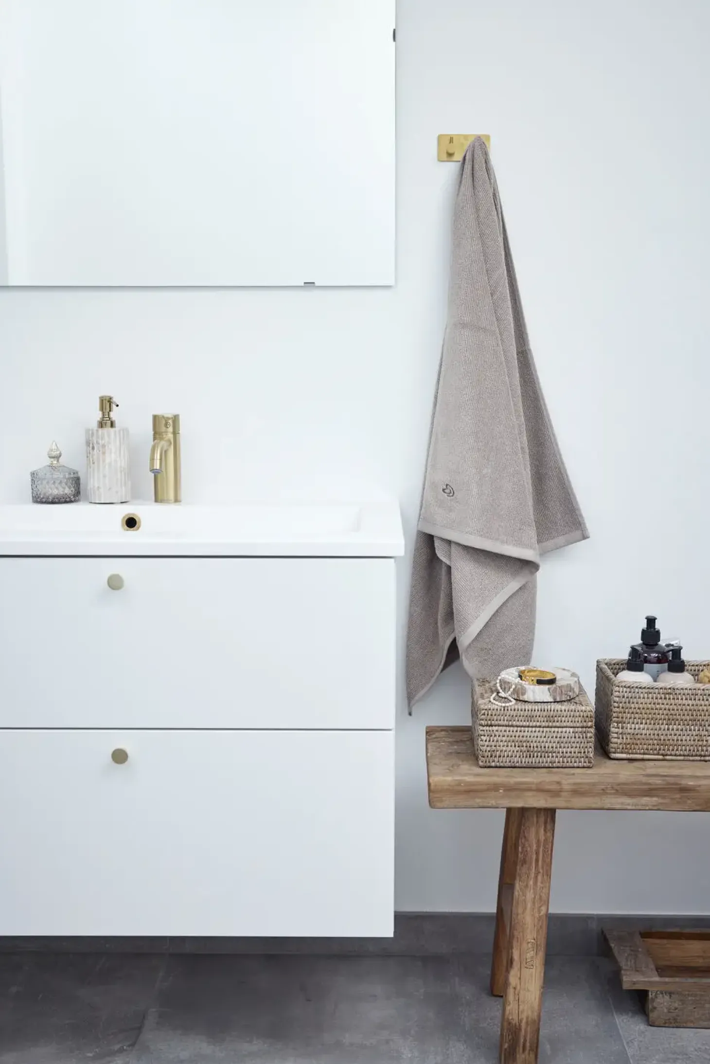 Lene Bjerre - Miya krukke H10,5 cm. lysegrå