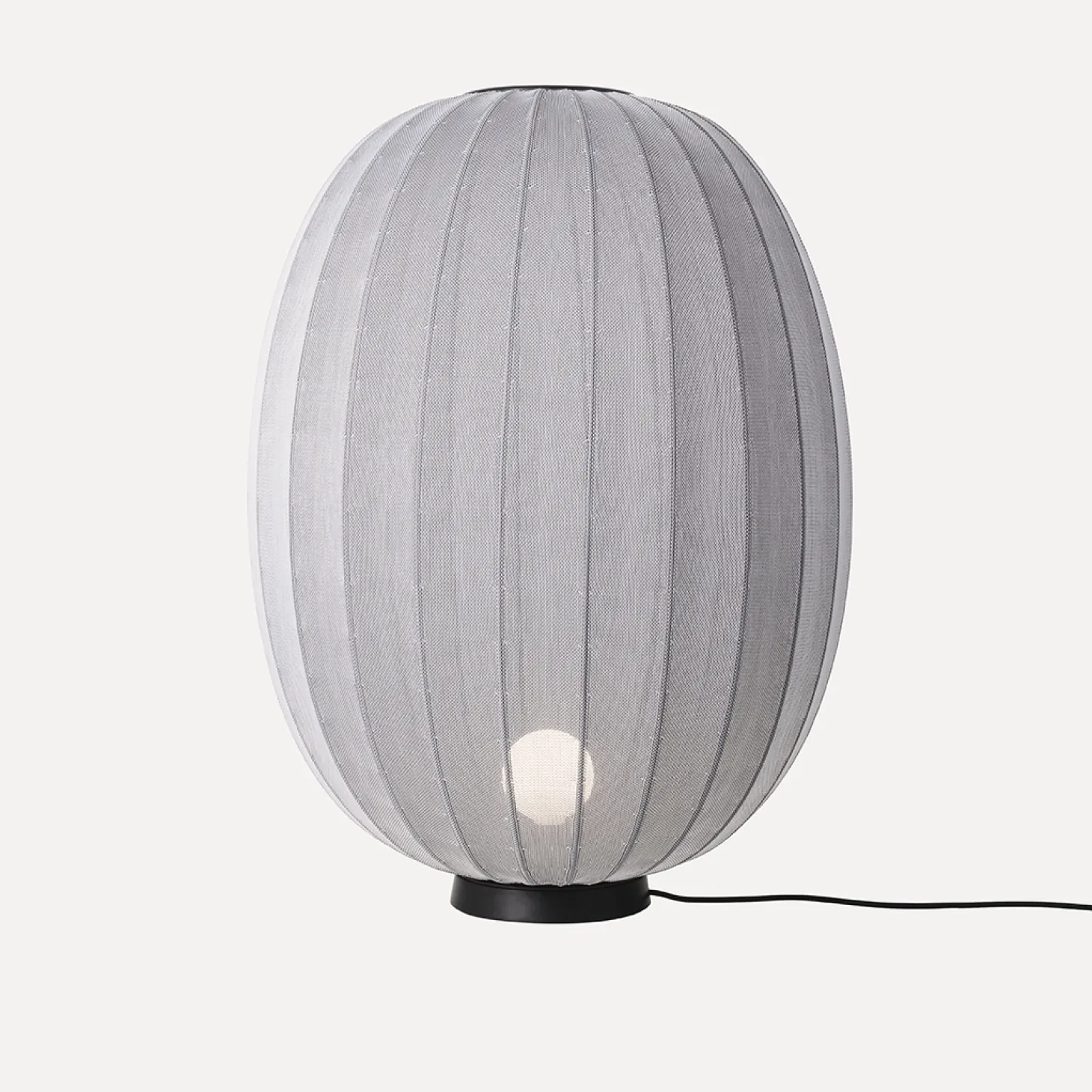 Made By Hand - Gulvlampe - Knit-Wit 65 High Oval Floor Level - Silver