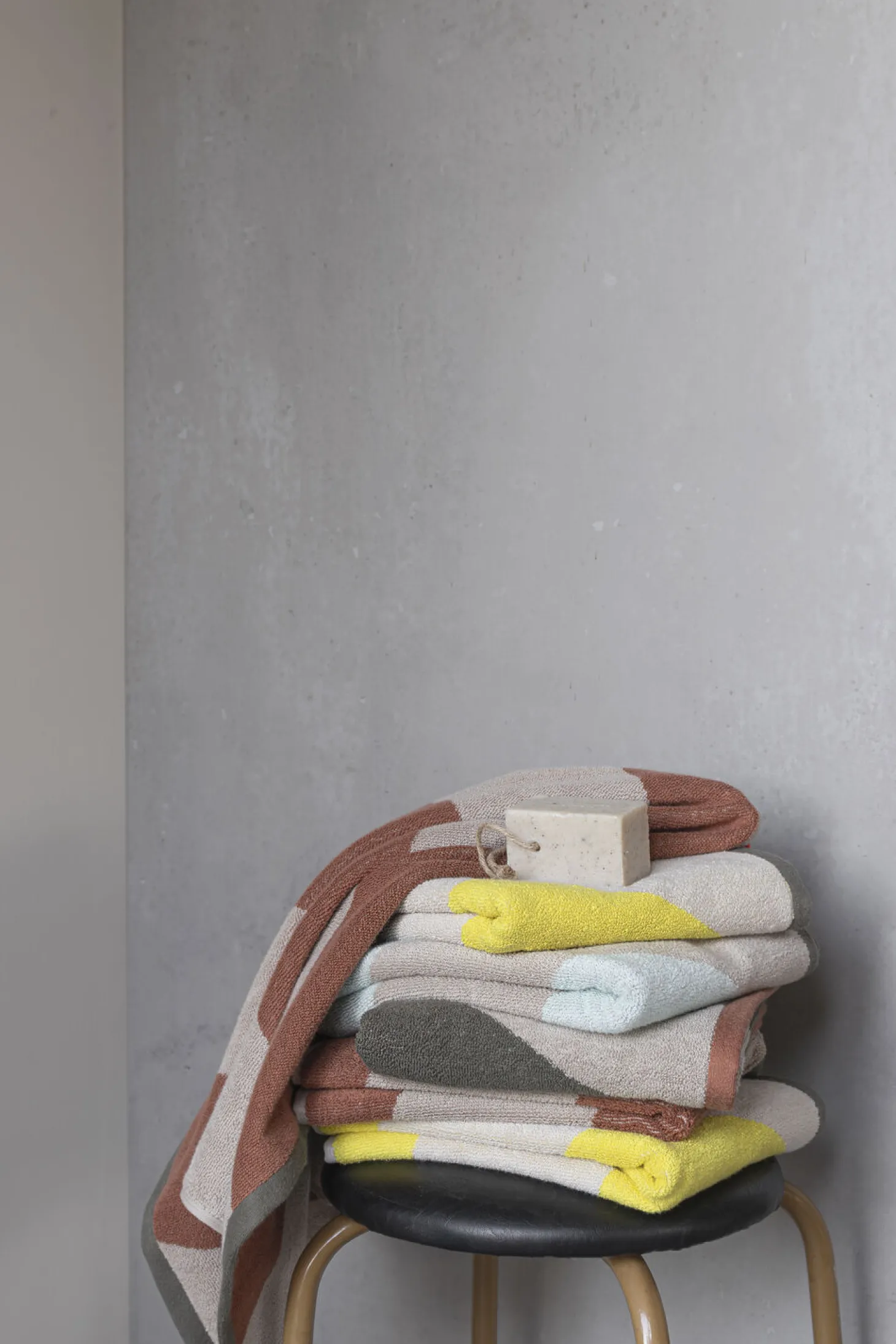 Mette Ditmer - DIAGONAL bath towel - Yellow