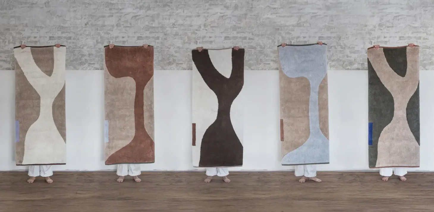 Mette Ditmer - FIGURA rug, medium - Dark olive