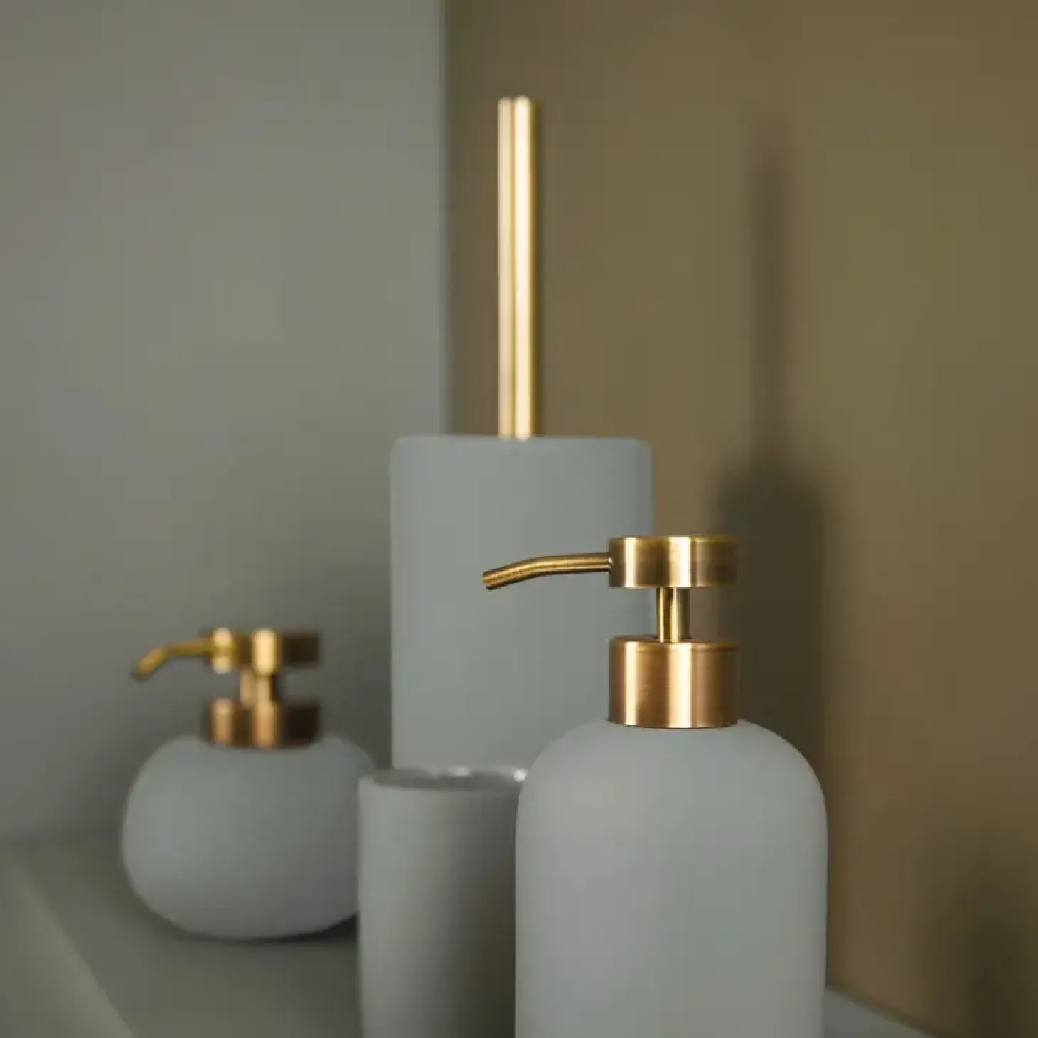 Mette Ditmer - LOTUS toiletbørsteholder - Frost Green