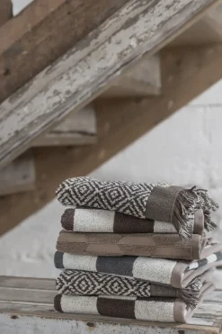 Mette Ditmer - MOROCCO-håndklæde - Chocolate/Off-white - W35 x L55 cm