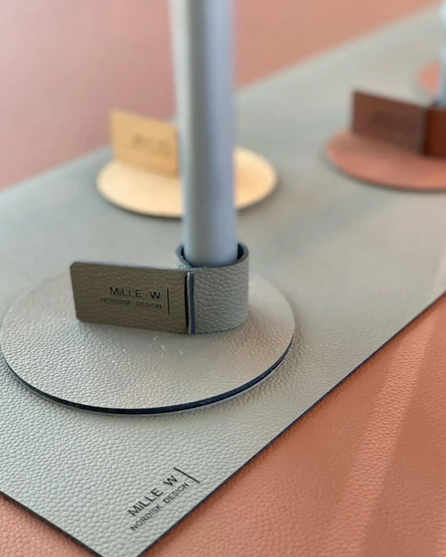 MiLLE W NORDISK DESIGN - Bordløber - Sort læder