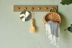 Moudhome - COLOR Knagerække i træ varm grå - 70 cm