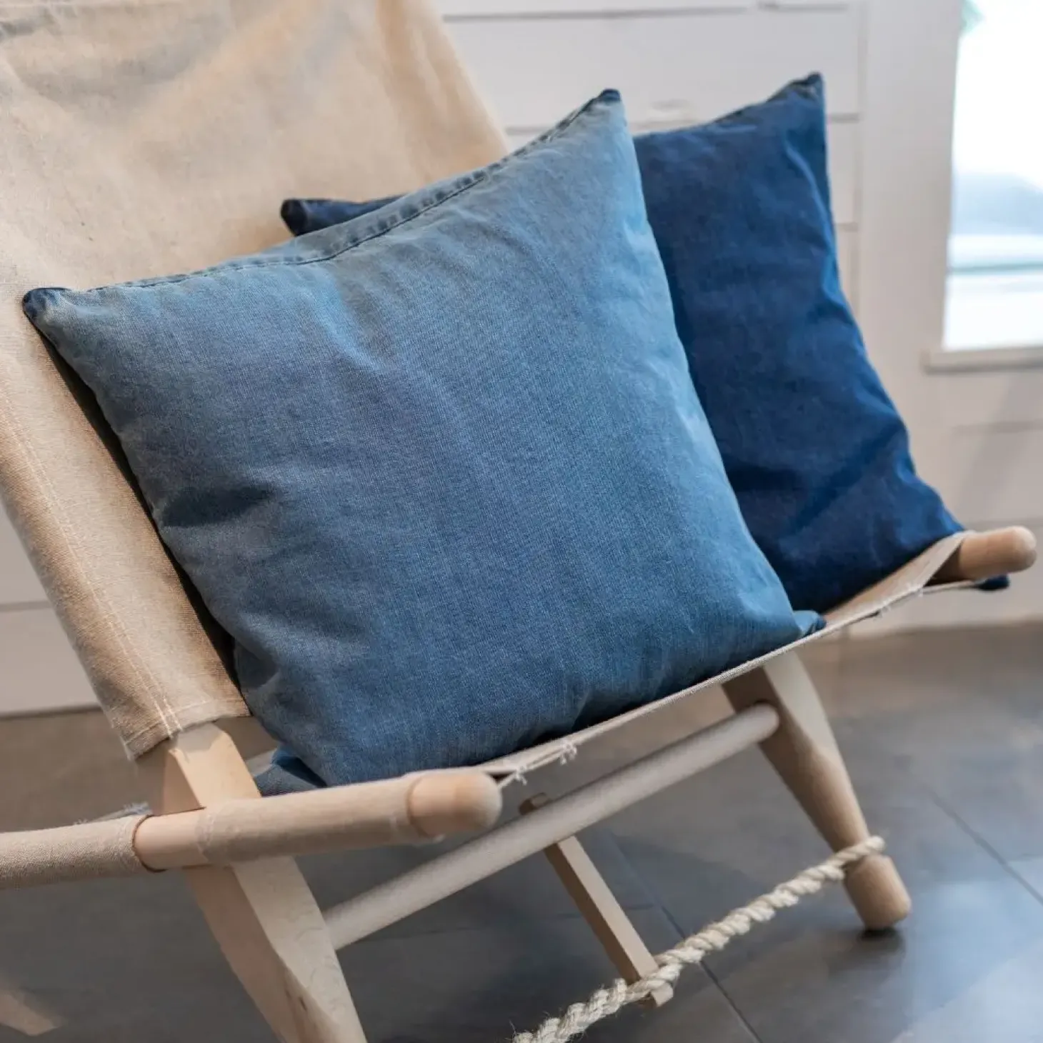 Never - Pudebetræk - Denim - Denim Blue - 60x60 cm