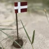 Nordic By Hand - Snoren - Bordflag mini i røget eg - H20