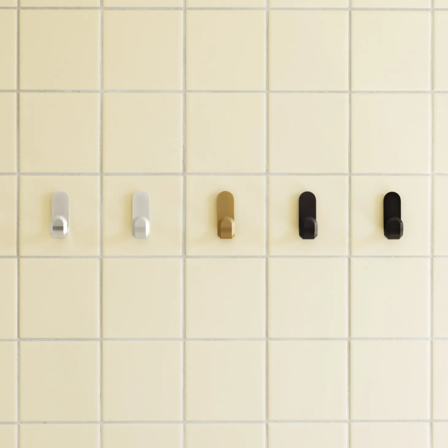 Normann Copenhagen - Curve Mini Knage - sæt med 2 styk - Mat sølvfarvet