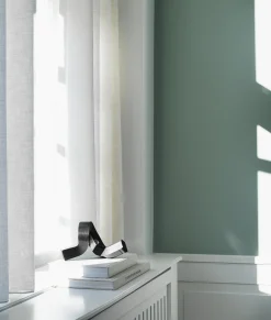 Normann Copenhagen - Lysestage - Crooked Candlestick One - Bronze