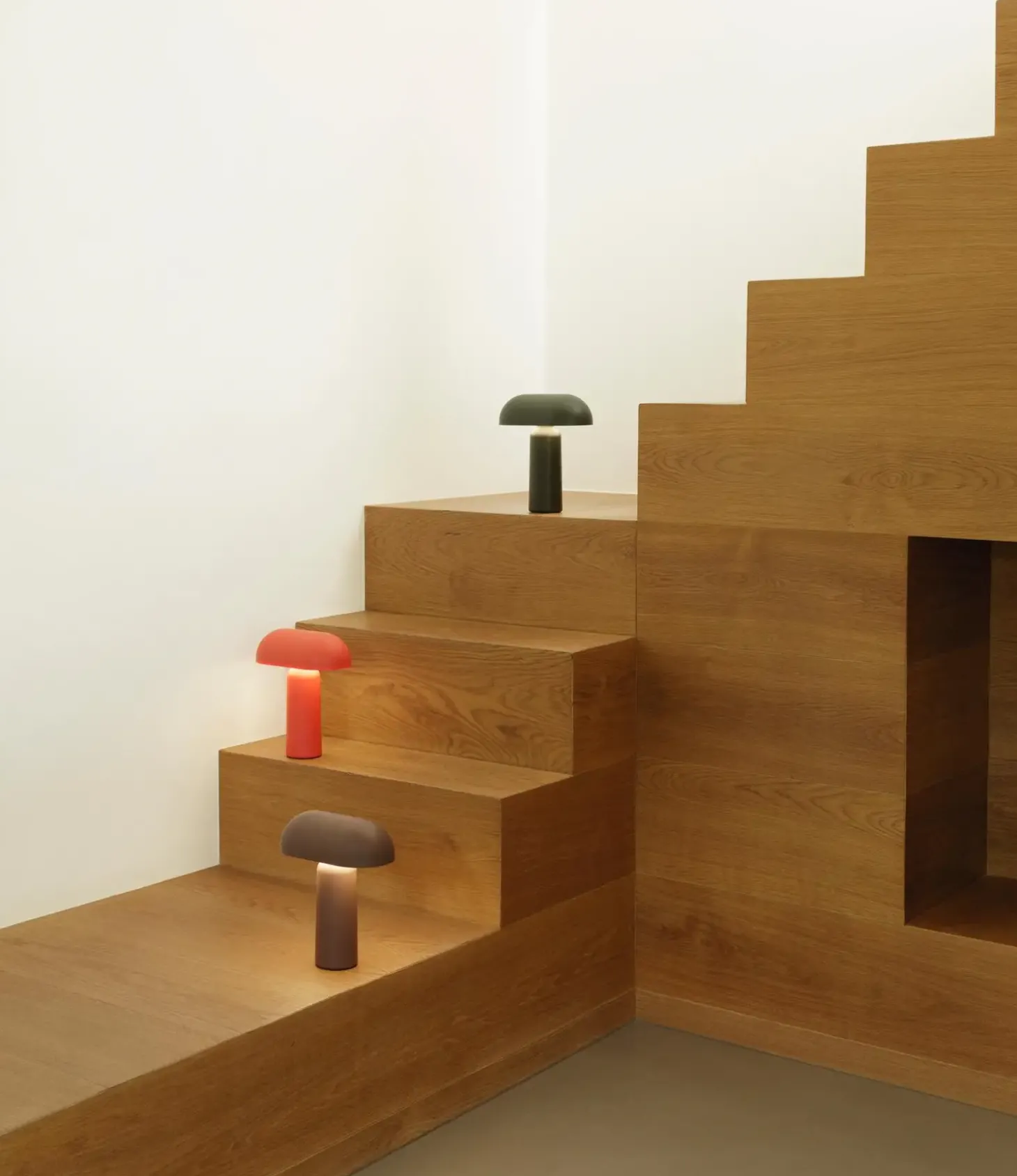 Normann Copenhagen - Porta Bordlampe - rød