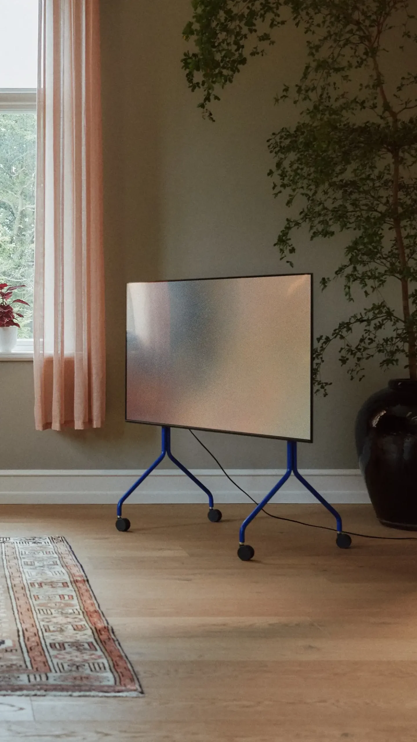 Pedestal - TV-Stander - Moon Rollin - Blå / Ultra Marine